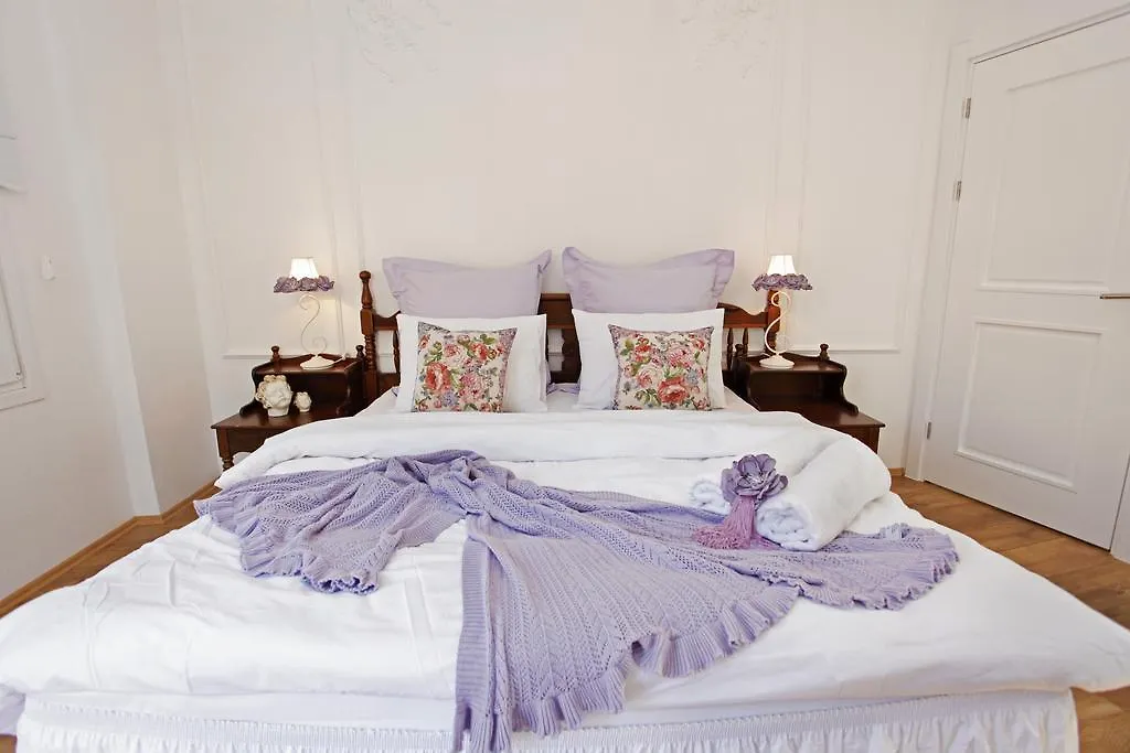 The White Swan Suites Beyoglu Istanbul Aparthotel