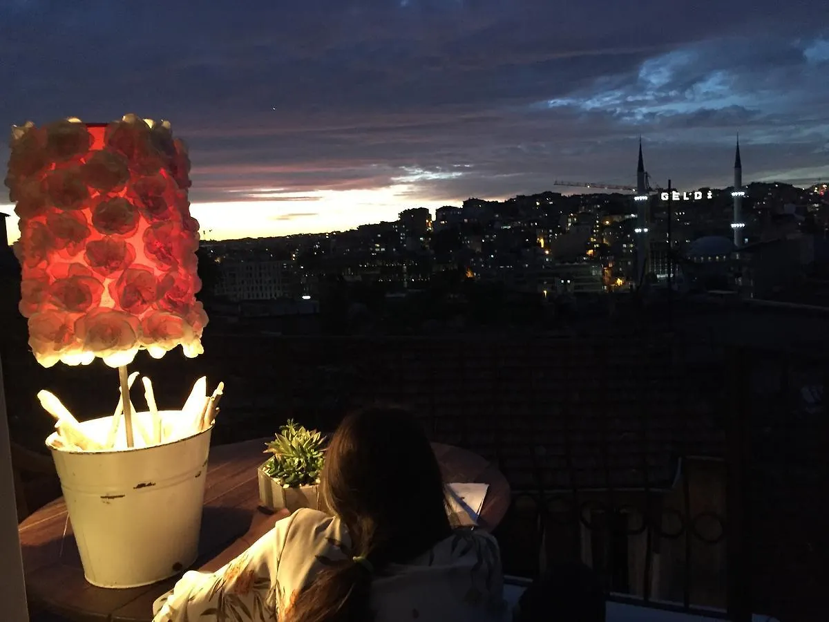 The White Swan Suites Beyoglu Istanbul