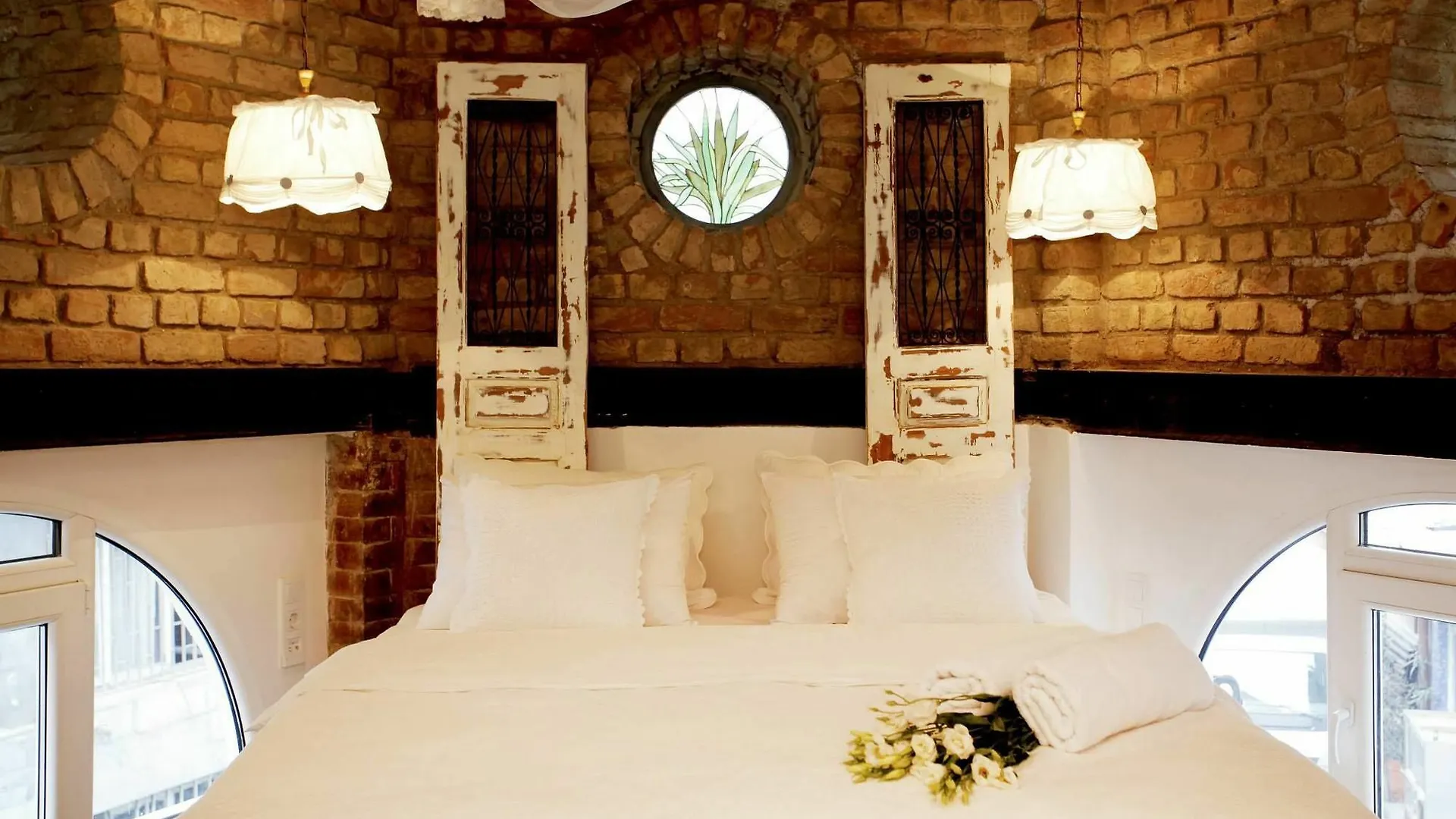 The White Swan Suites Beyoglu Istanbul Aparthotel