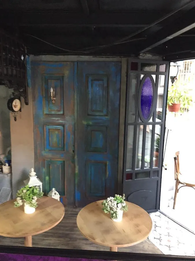 The White Swan Suites Beyoglu Istanbul